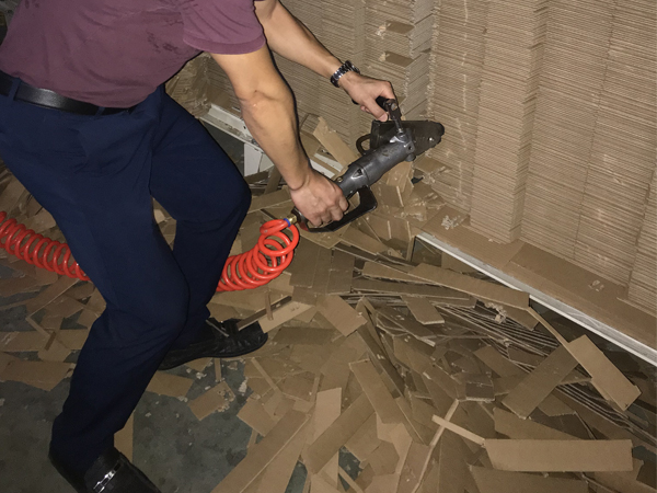 印刷紙盒制造廠為什么需要清廢機(jī)？